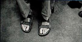 Unes velles sandàlies de Steve Jobs han estat venudes per 211.480 euros