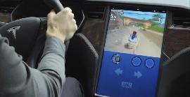 Rumor: es podrà jugar als videojocs de Steam als cotxes Tesla