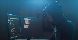 Els pirates informàtics russos realitzen ciberatacs massius a Lituània