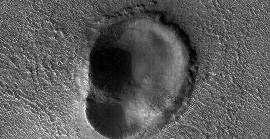 La NASA descobreix a Mart un cràter amb forma d'orella humana