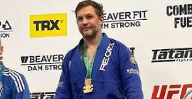 Tom Hardy guanya dues medalles d'or en un torneig benèfic de Jiu-jitsu