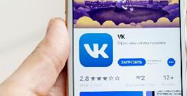 Apple retira la xarxa social russa VKontakte de la seva botiga d'aplicacions