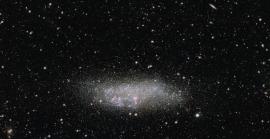 El telescopi espacial James Webb descobreix una galàxia nana solitària