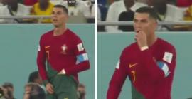 Cristiano Ronaldo va treure alguna cosa dels seus calçotets i s'ho va menjar durant el partit