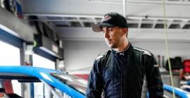 Frankie Muniz de «Malcolm in the Middle» es converteix en pilot professional de NASCAR