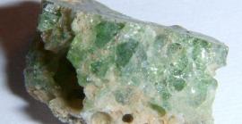 Trinitita, el mineral que es va formar en la prova de la bomba nuclear