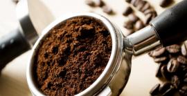 Els pòsits de café podrien netejar l'aigua contaminada